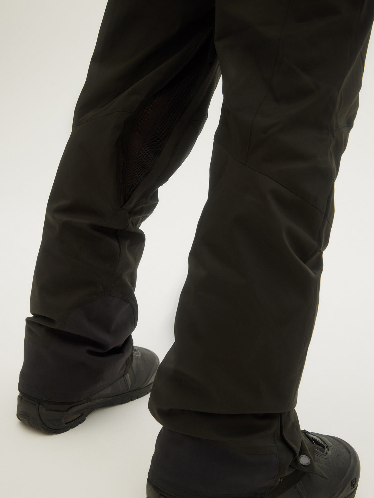 O'Neill Mens Phase Pants in Black Out