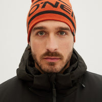 O'Neill Mens Reversible Logo Beanie in Rooibos Red