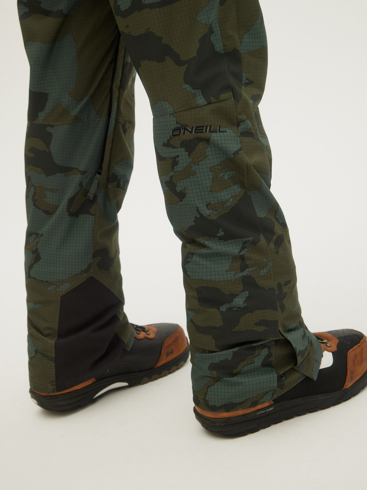 O'Neill Mens Slate Pants in Green Aop Camo