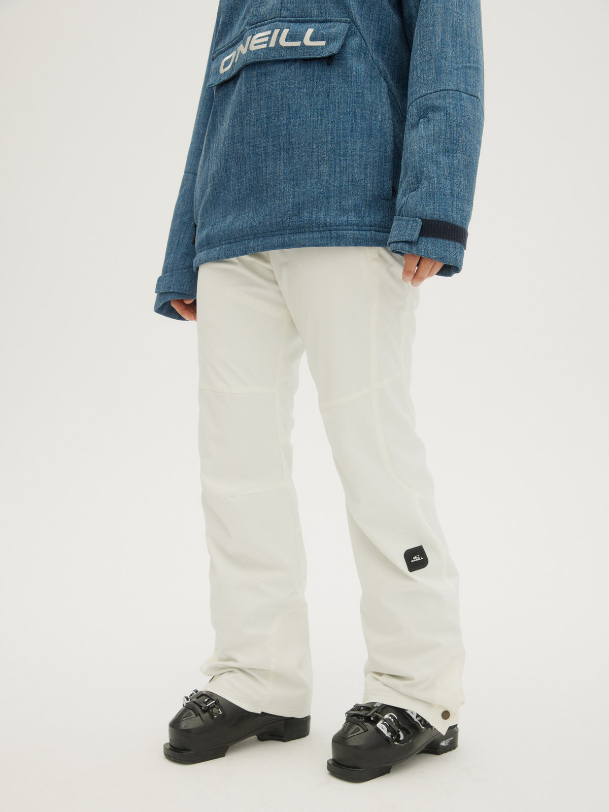 O'Neill Ladies Star Slim Pants in Powder White