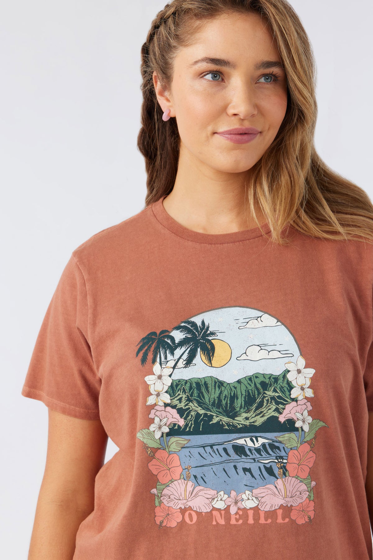 PARADISE HAPPENS TEE