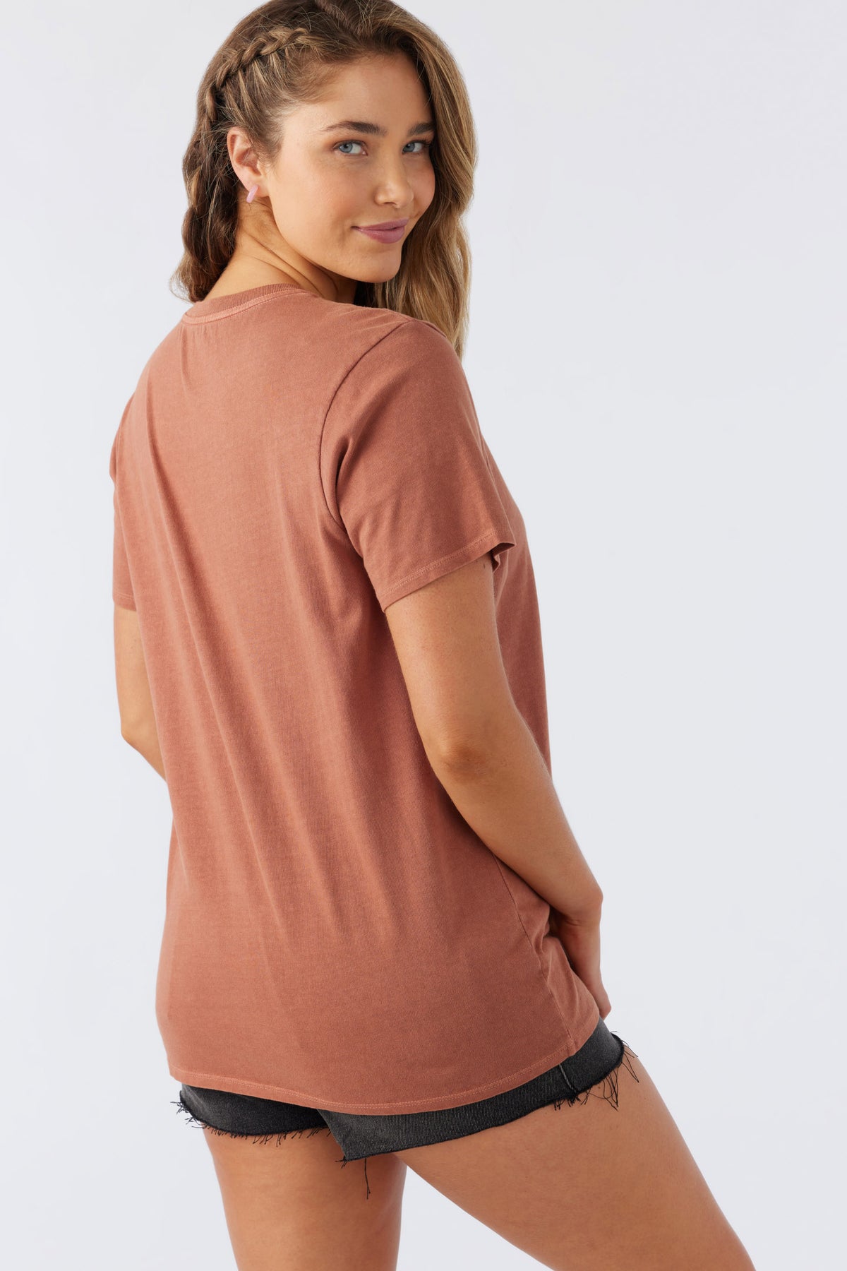 PARADISE HAPPENS TEE