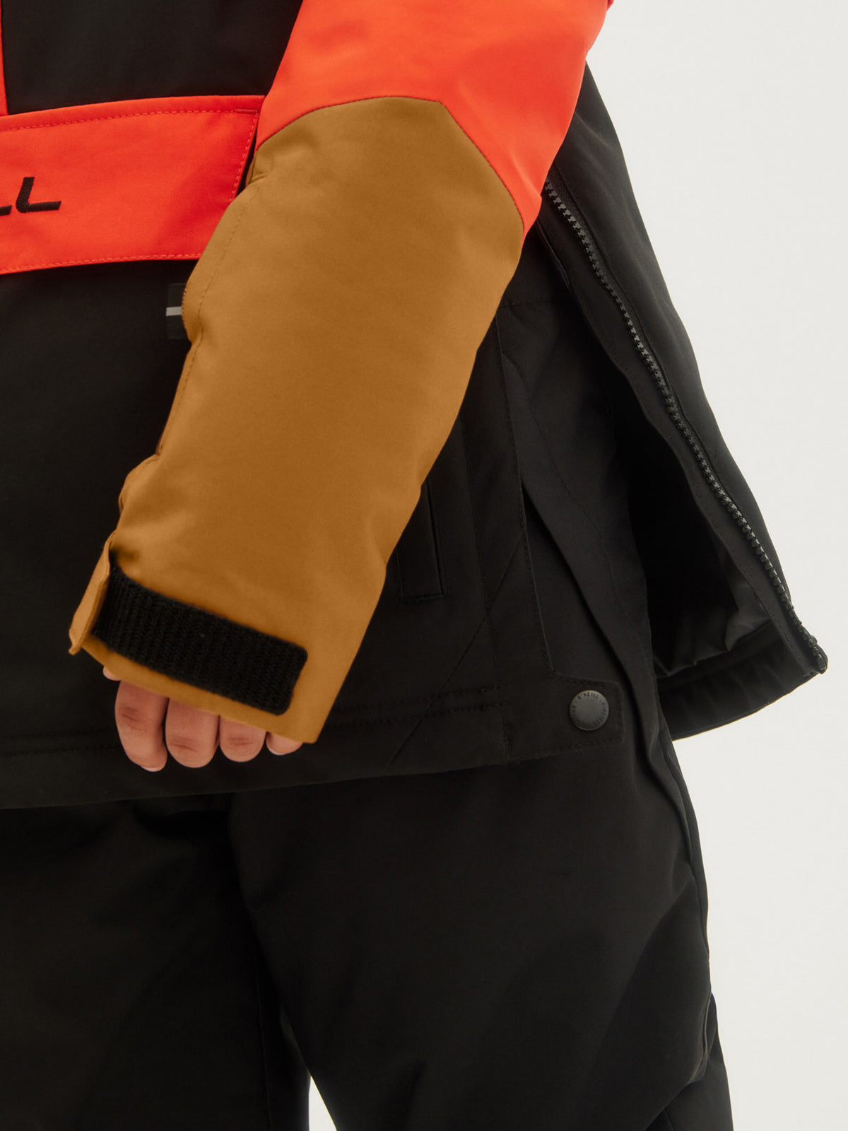 O'Neill Boys Anorak Jacket in Cherry Tomato