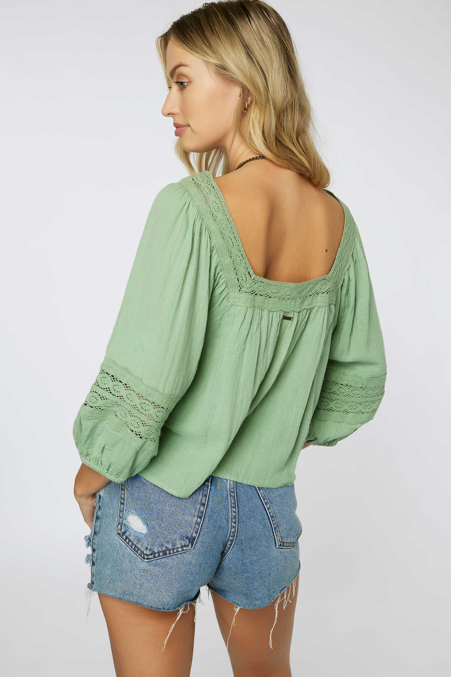DOREEN TOP