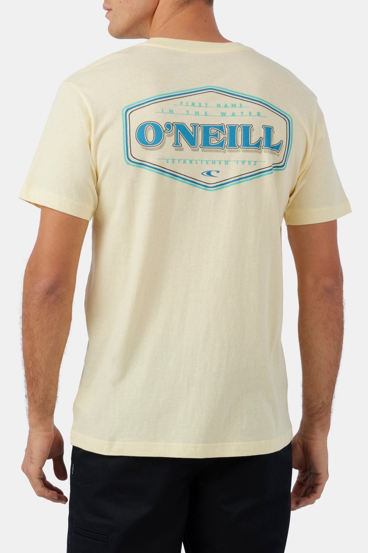 HOWLER TEE