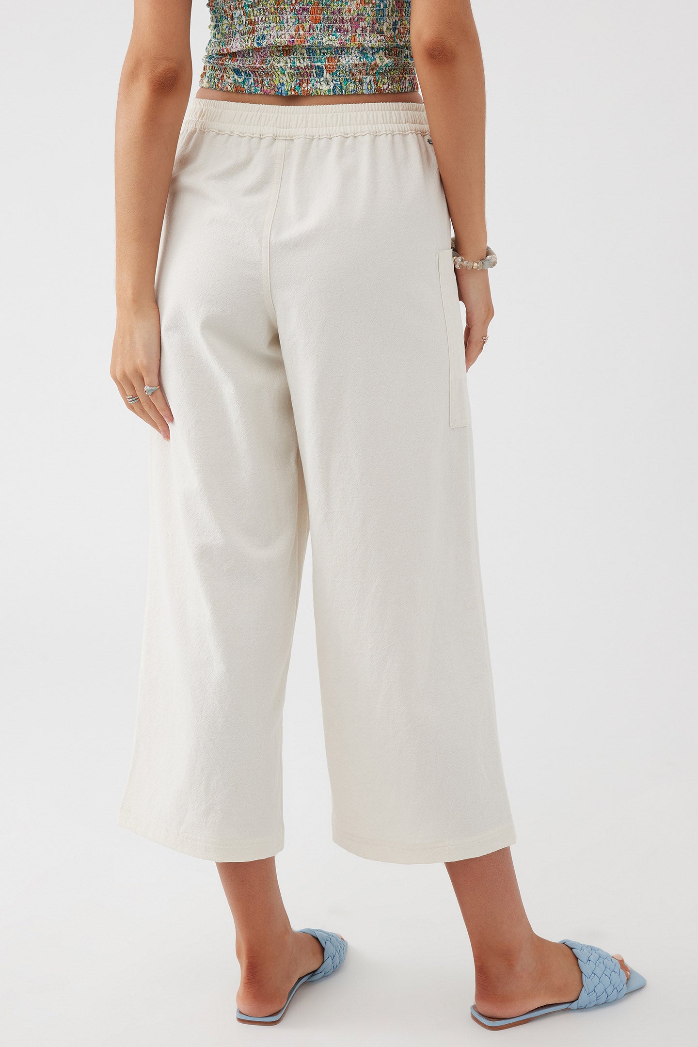 JINNIE PANT