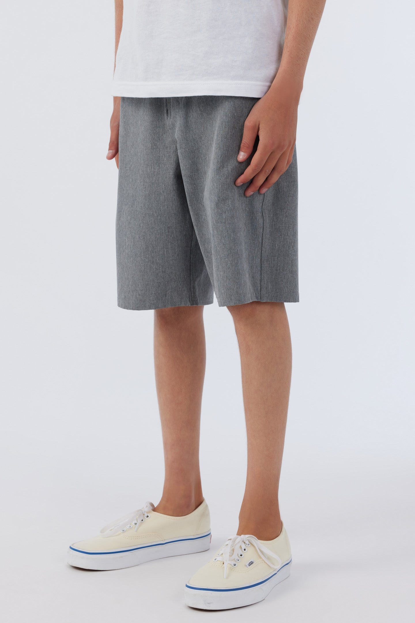 RESERVE HEATHER 18'' HYBRID SHORT