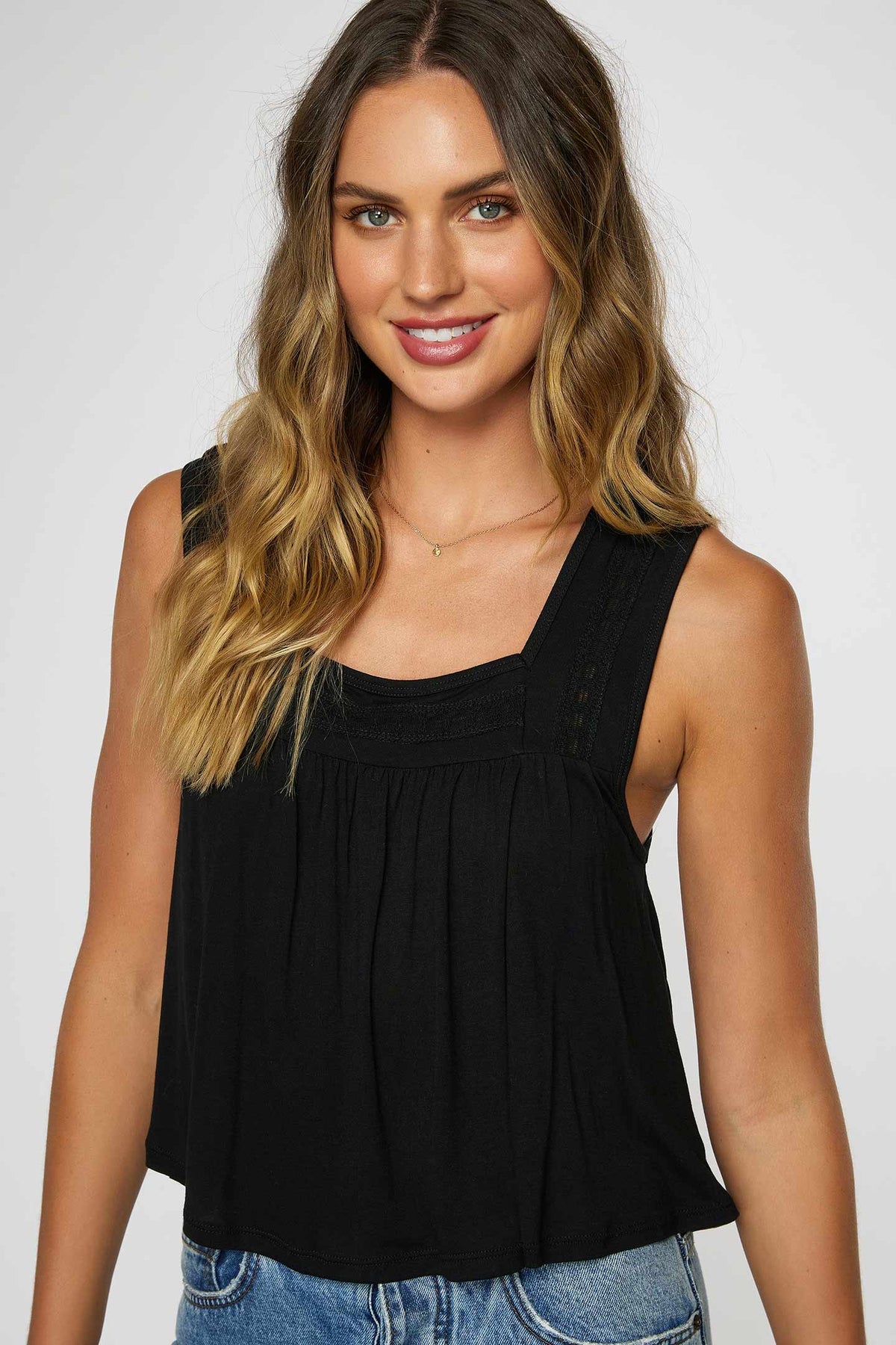 LADIES TELLIE TOP
