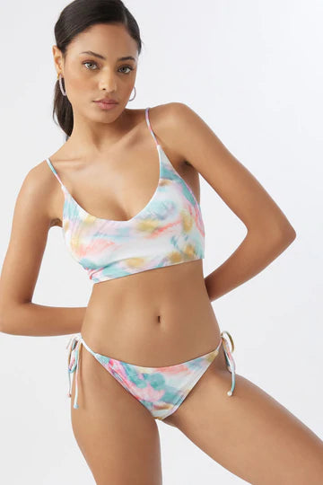 WOMEN OF THE WAVE MIDDLES TOP